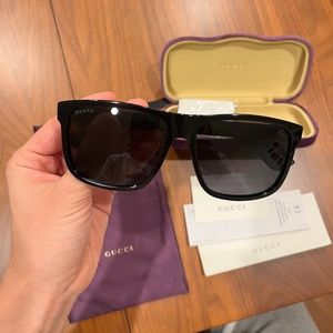 Men's Gucci Sunglasses GG0010S
